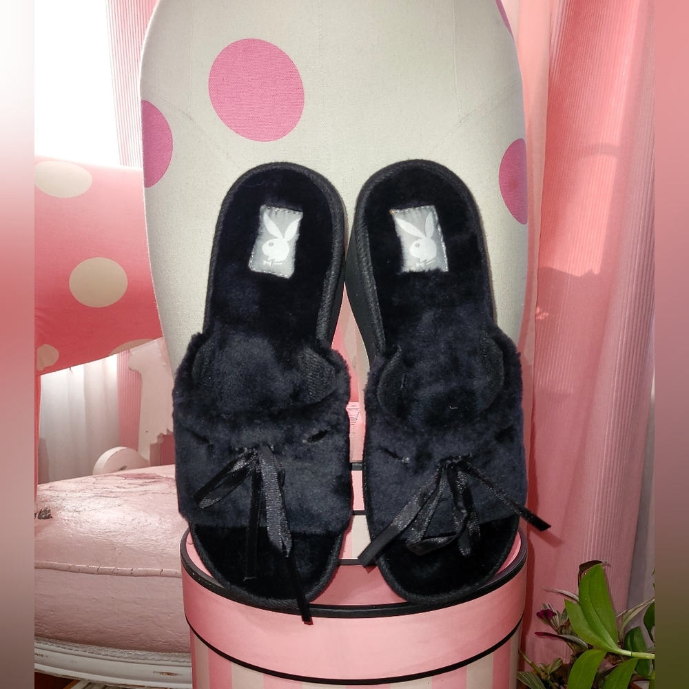 Rare Black Fuzzy Women's Playboy Bunny Platform Wedges